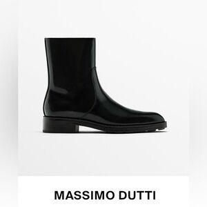 Massimo Dutti Flat Leather Ankle Boots In Black size 7.5 (38 eur)